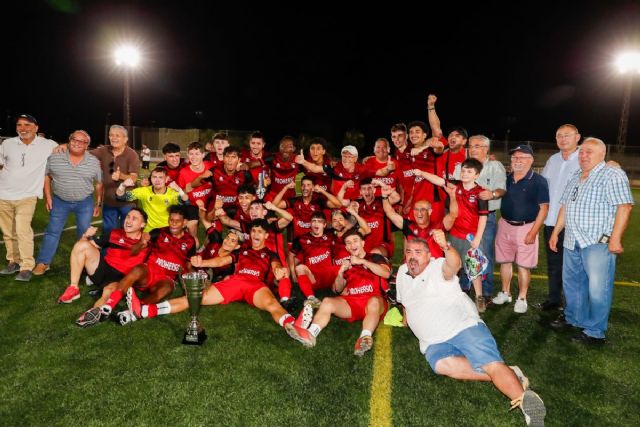 El Dolorense jugará la Copa del Rey tras ganar la Supercopa