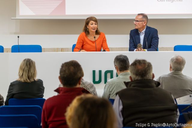 Ayuntamiento y UNED suman esfuerzos para promover la modernización de la atención en Servicios Sociales