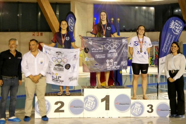 El Club Natación Ancora conquista el campeonato regional celebrado en Cartagena