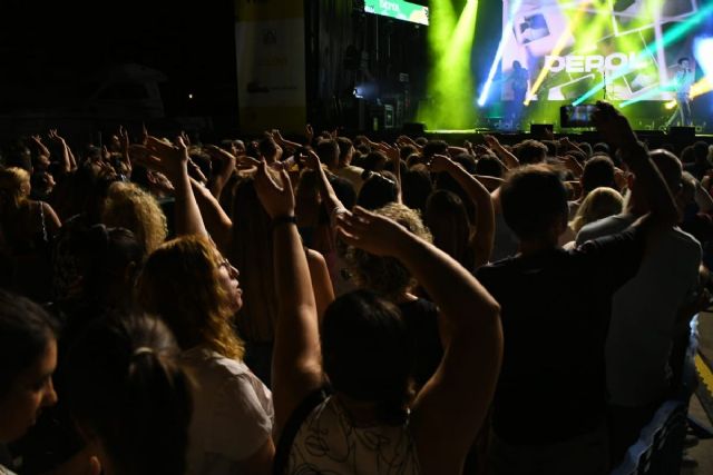 Concierto gratuito de la Cadena Dial en el puerto de Cartagena este domingo con Bombai, Nia y Melocos