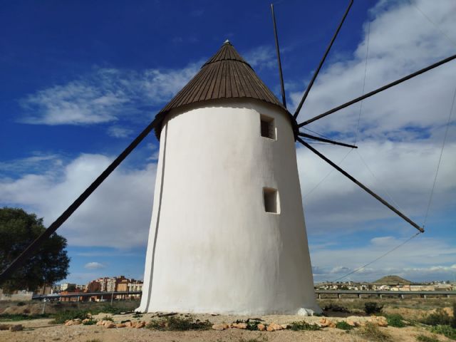 El PCAN pide que los molinos restaurados recuperen su maquinaria para hacerlos visitables por dentro para el turismo