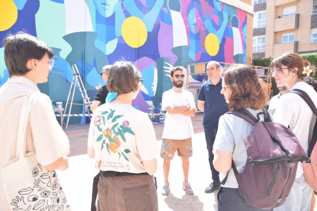 El Museo del Agua y la Energía estrena un mural alegórico