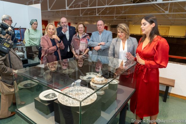 La loza de Cartagena se exhibe en el Museo Arqueológico